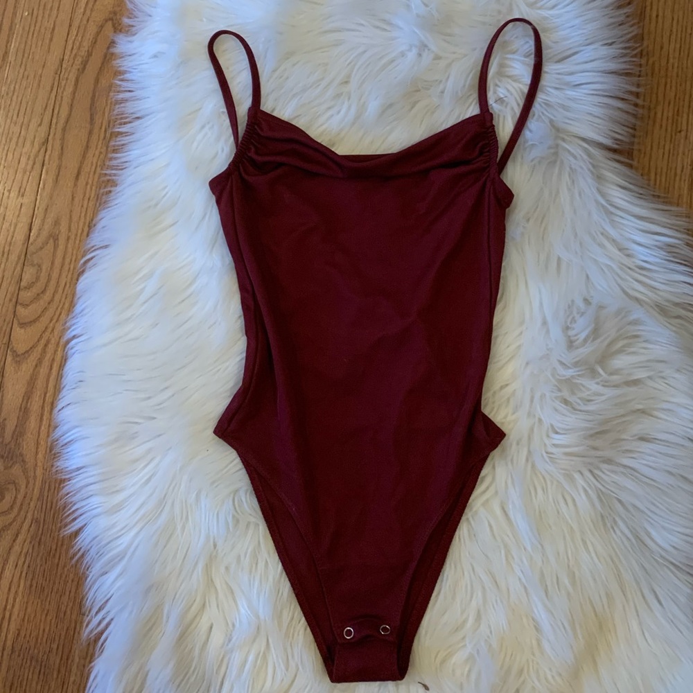 Runs very small. More of an x small fit